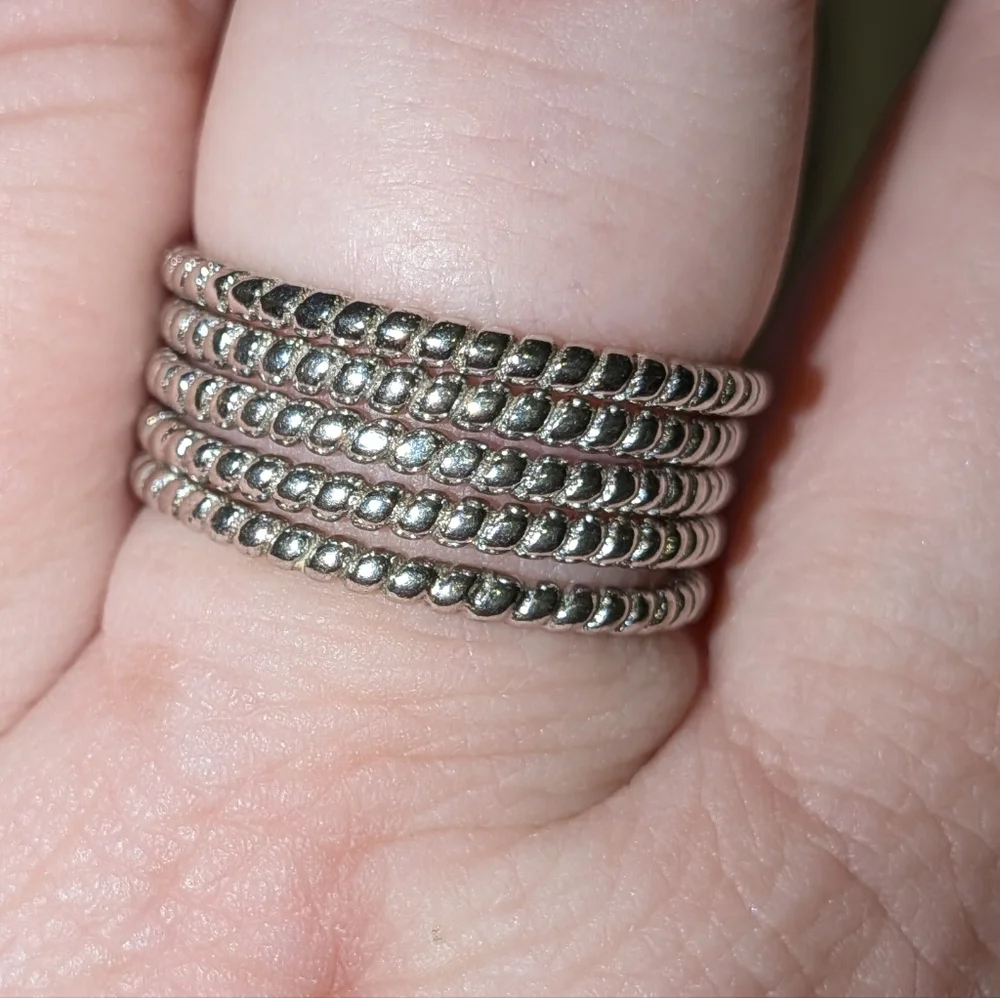 Vintage Set Of 5 Elegant Silver-Toned Women's Stackable Ring Set Size 9